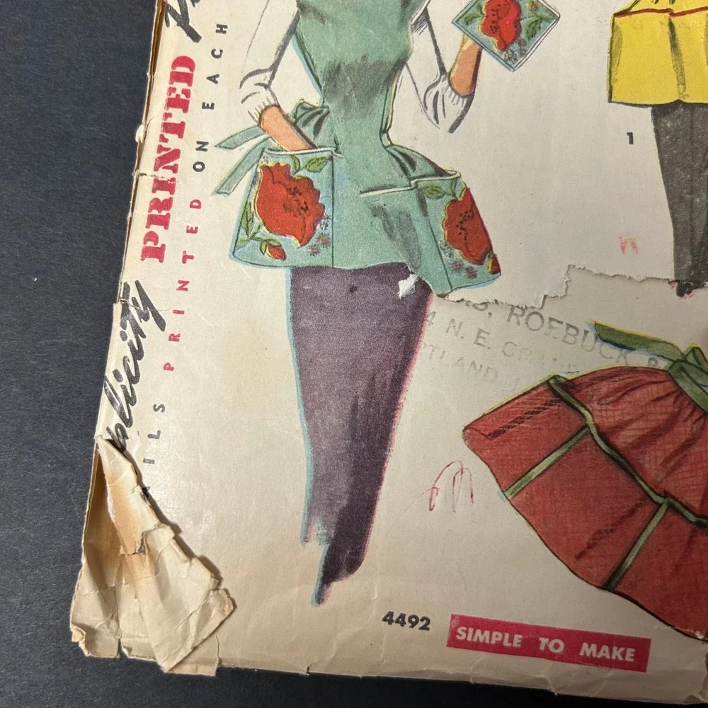 Simplicity 4492 Cobbler Half Apron Pot Holder Pattern Women Small Fair